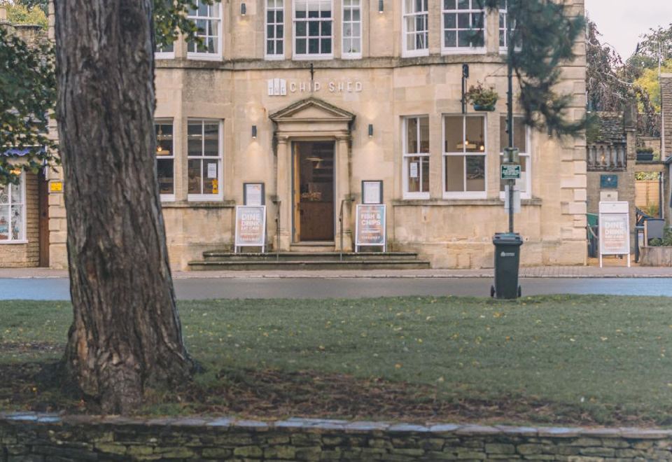 Chester House Hotel
