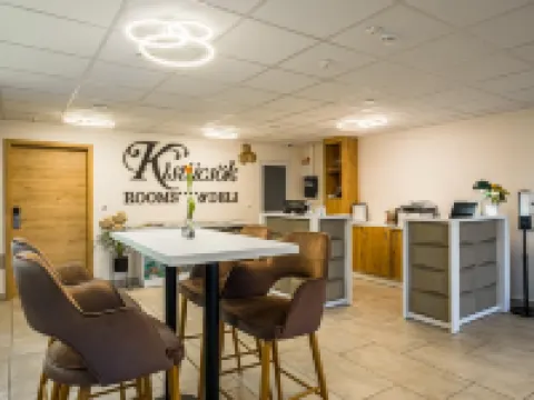Kistücsök Food & Room Hotels in Balatonföldvári