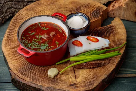 Wood House (Вуд Хаус) Отели рядом с достопримечательностью «Смотровая поляна 960»