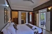 Chithirapuram Palace - Private Pools