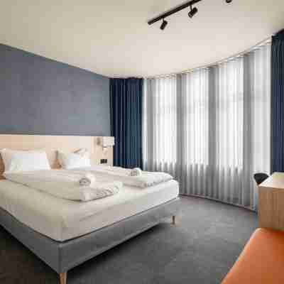 Breeze Hotel Victoria Rooms