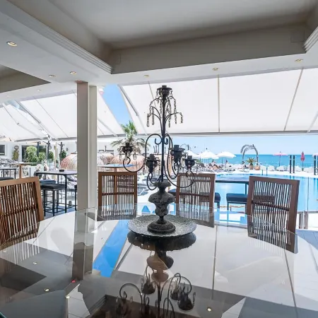 On Hotels Oceanfront Adults Designed