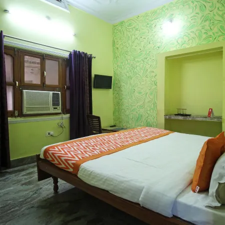Anukul Guest House