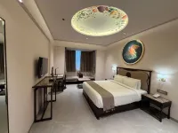 De Lush Pune - 2-Star