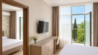 Chernomorets Park Hotel - 3-Star