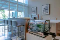 Holiday Inn Express JAKARTA INTERNATIONAL EXPO by IHG - Quầy bar
