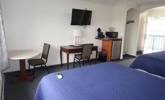 Merrill Field Inn