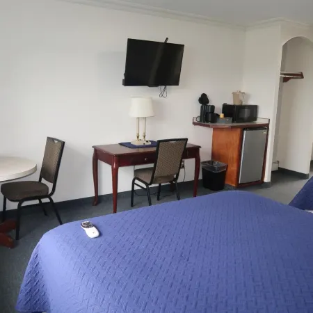 Merrill Field Inn Hotel a Anchorage