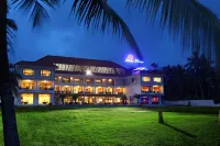 Lake Palace Trivandrum - Infinity Pools