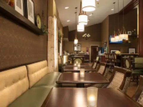 Hampton Inn Morristown Hotels in Hamblen County