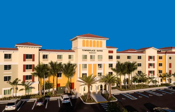 邁爾斯堡埃斯特羅TownePlace套房酒店