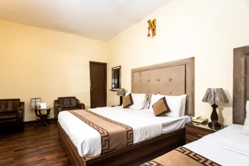 โรส พาเลซ โรงแรม ลิเบอร์ตี้
