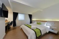 ICheck Inn Sukhumvit 19 - Bãi biển