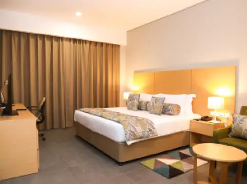 아일라 이브리 호텔 앤 몰