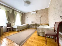 Yurievo Podvorye Hotel - parking