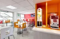 프리미에르 클라세 라 로쉐 수르 욘 벤드스페이스 보푸 호텔