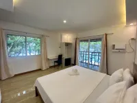 Santander Pebbles Beach Resort Hotels in Santander