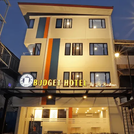 Budget Hotel by the Harbour