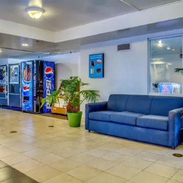Motel 6 Buffalo, NY - Airport - Williamsville
