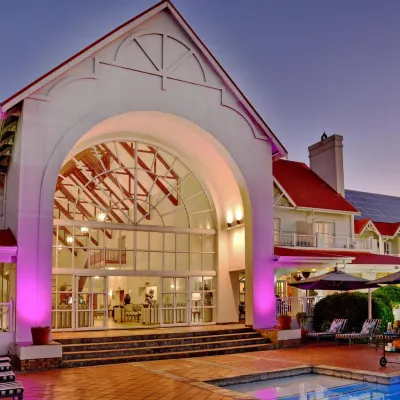 Courtyard Hotel Gqeberha Hotels near Summerstrand