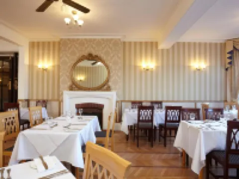 Royal Esplanade Hotel Hotels in Ryde