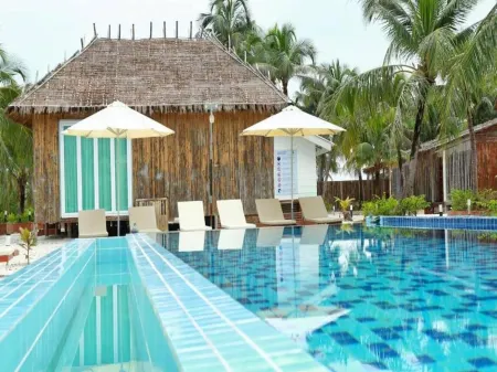 Nov Koh Kong Resort Отели рядом с достопримечательностью «Kos kong Krav Third Beach»