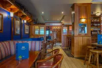 Dooley's Hotel - Bares