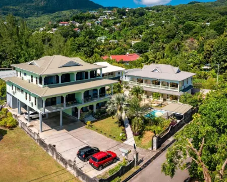 Green Palm Self Catering Hotels in Au Cap