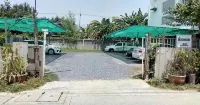 DD Mansion - parking