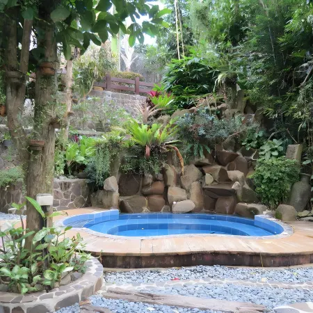 Cintai - Coritos Garden Hotel