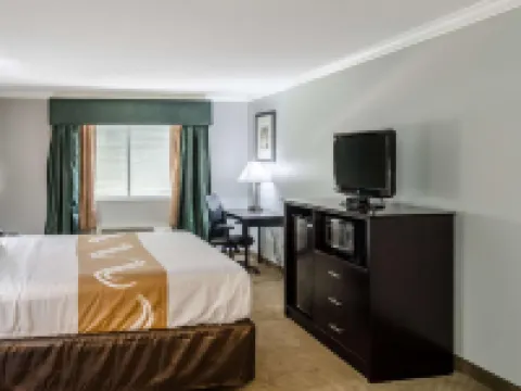 Quality Inn Gulf Shores Airport Hotels in Gulf Shores