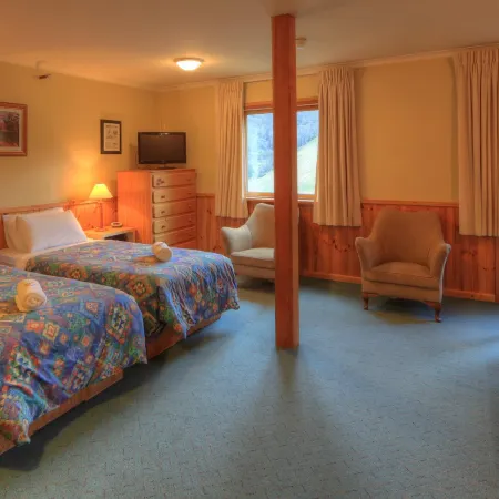 Candlelight Lodge