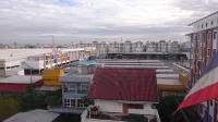 J.Residence Hotel a Distretto di Mueang Samut Prakan