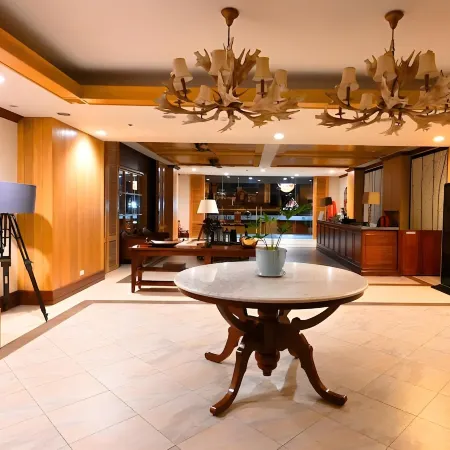 Cedar Peak Condominium