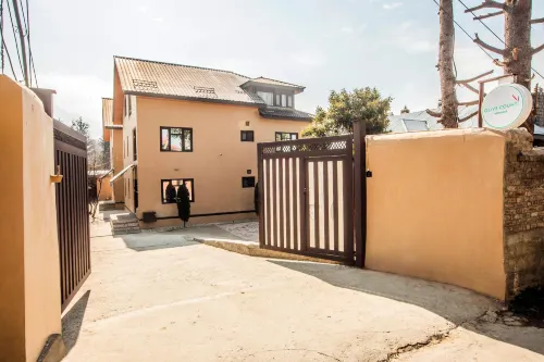 Silver Oak Hotels in Nishat