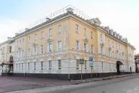 Grand Zvezda Hotel Các khách sạn gần Krylov Statue