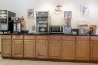 Super 8 by Wyndham Lavonia Hotels in Fair Play