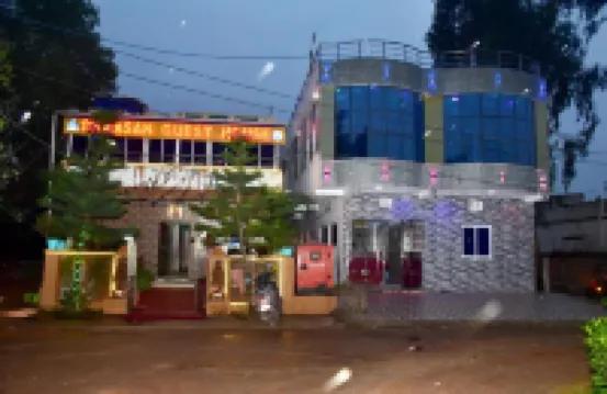 Okaasan Guest House & Restaurant