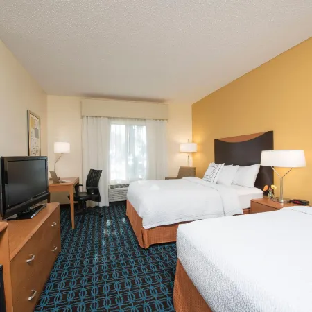 Fairfield Inn & Suites Bloomington