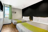 Studio 6 Portland, or