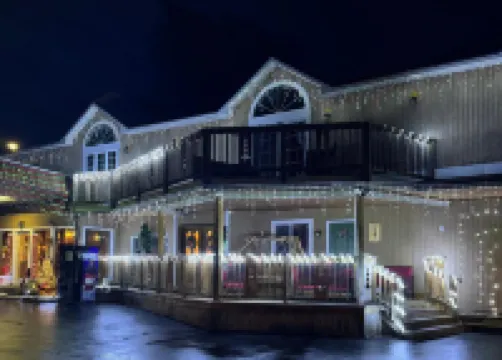 喬治湖小酌酒店