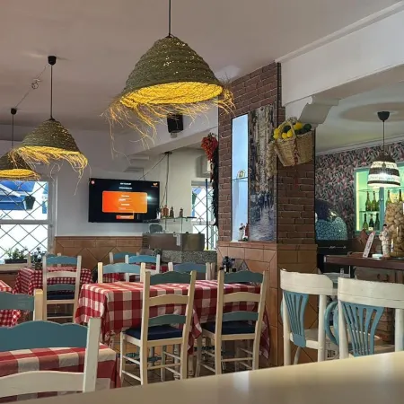 Hostal Guadalupe by Torremolinosline