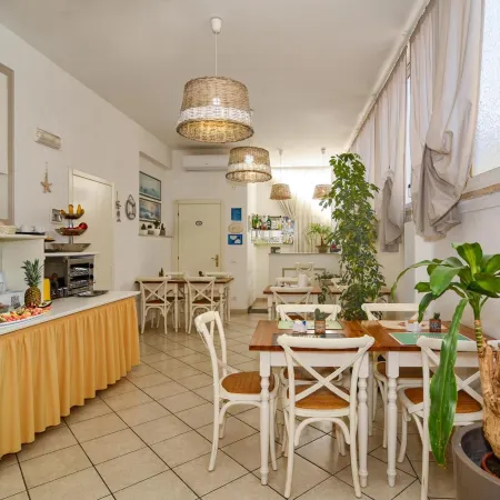 City Hotel