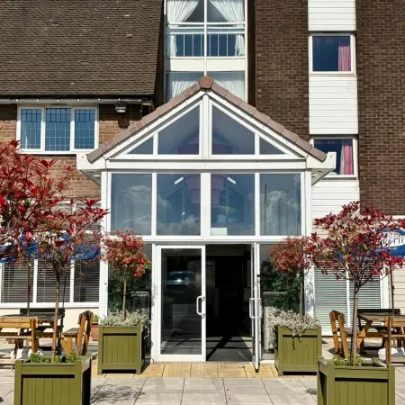 The Park Hotel Отели в г. Бутл