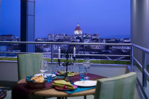 Taj Wellington Mews - bar