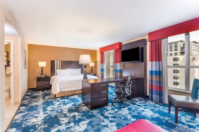 Hampton Inn & Suites Madison/Downtown