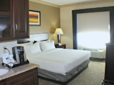 Holiday Inn Express & Suites PLAINVIEW by IHG Hotels in Plainview
