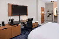 Fairfield Inn & Suites Arlington Near Six Flags - 3-Star