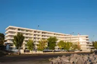 Dazzler by Wyndham Colonia Отели в г. 