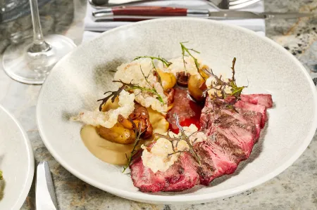 The Jay, Autograph Collection Отели рядом с достопримечательностью «Филберт-стрит»